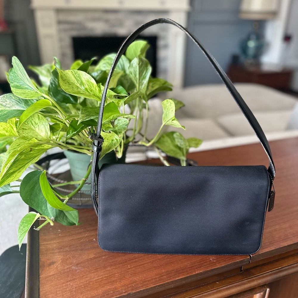 Vintage Coach Mercer Shoulder Bag - 7413 Jet Black, Euro Twill